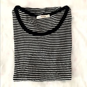 Basic striped t-shirt